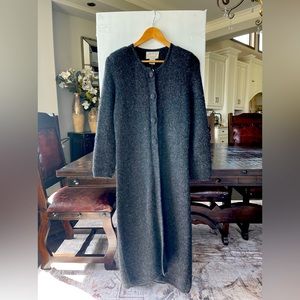 La Llama alpaca wool sweater